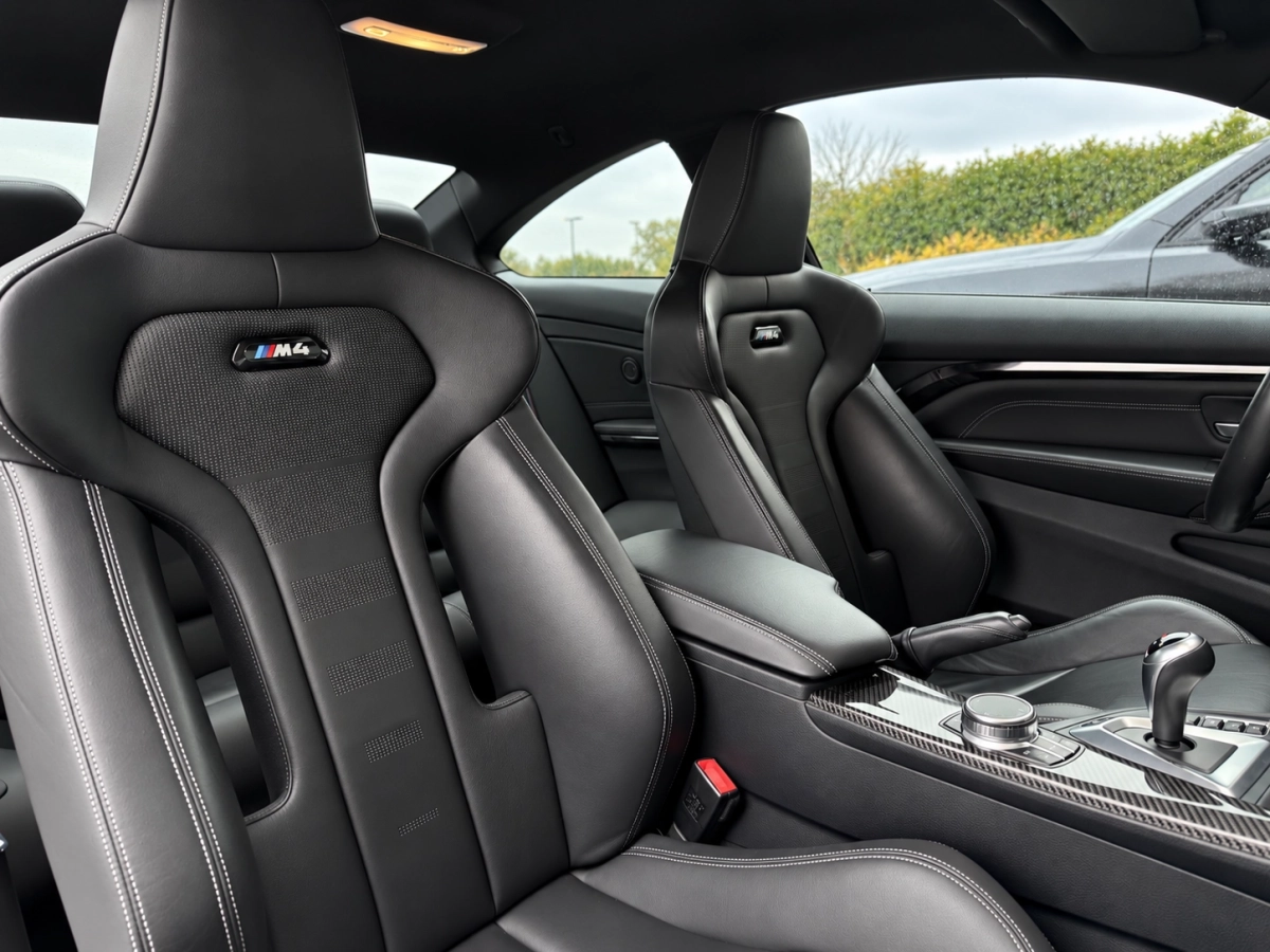 Bmw M4 - photo 5
