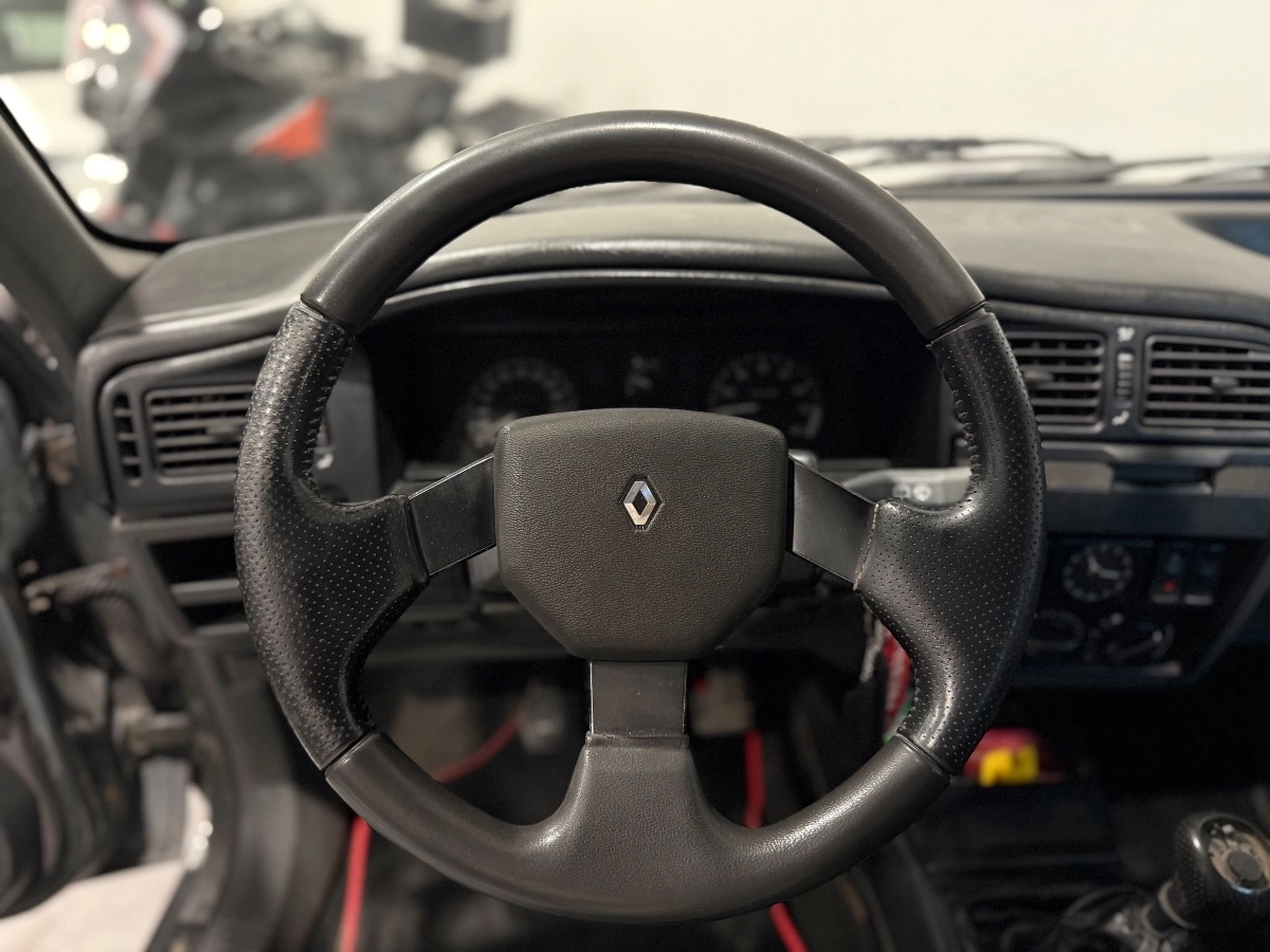 RENAULT R19 - photo 15