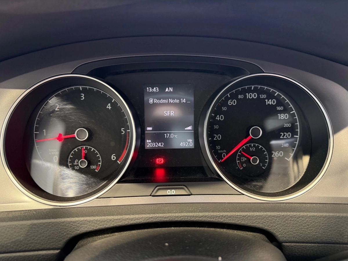 Volkswagen Golf - photo 13