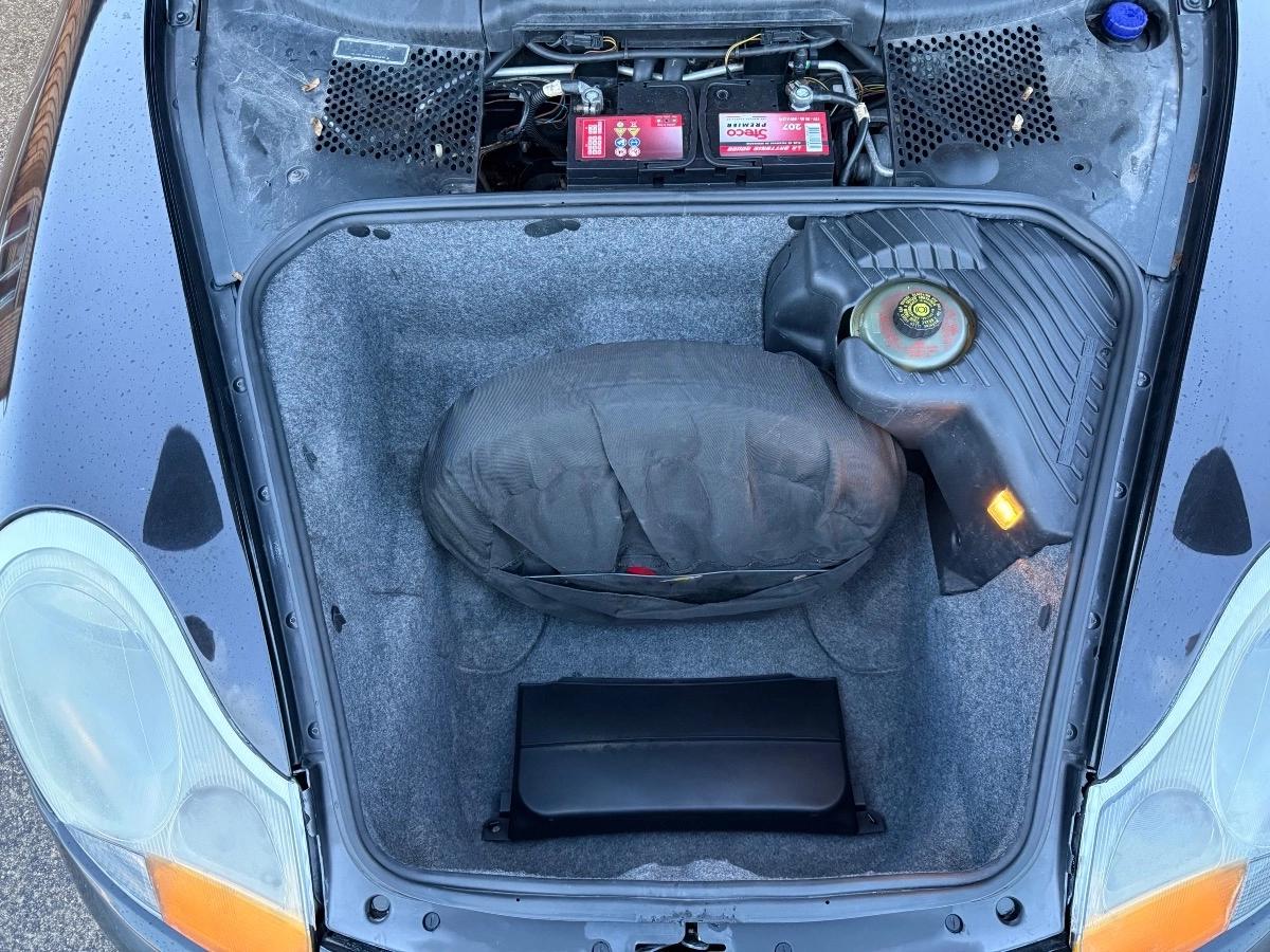 Porsche Boxster 2.5 205