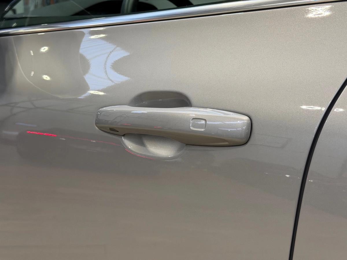 Volvo Xc60 2.0 T8 455H 310 RECHARGE PHEV HYBRID TWIN-ENGINE 18.8KWH ULTIMATE STYLE CHROME AWD GEARTRONIC BVA