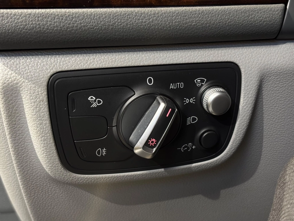 Audi A6 - photo 11