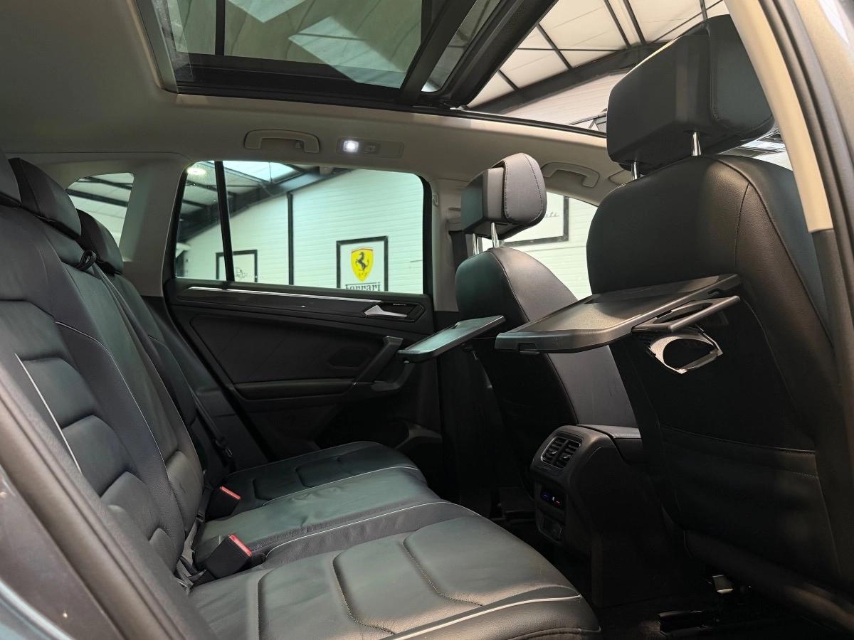 VOLKSWAGEN TIGUAN 2.0L TDi DSG7 150CH - FINITION CARAT EXCLUSIVE - TOIT OUVRANT/CAMERA/SIEGE ELEC