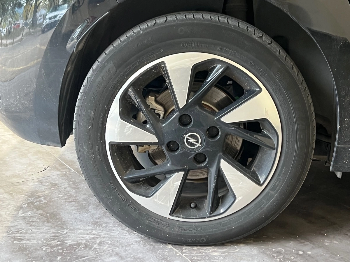 Opel Corsa-e - photo 27