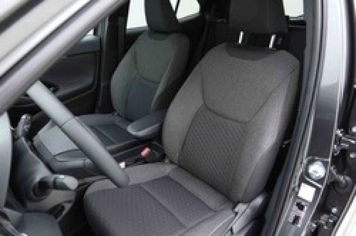 Toyota Yaris - photo 8