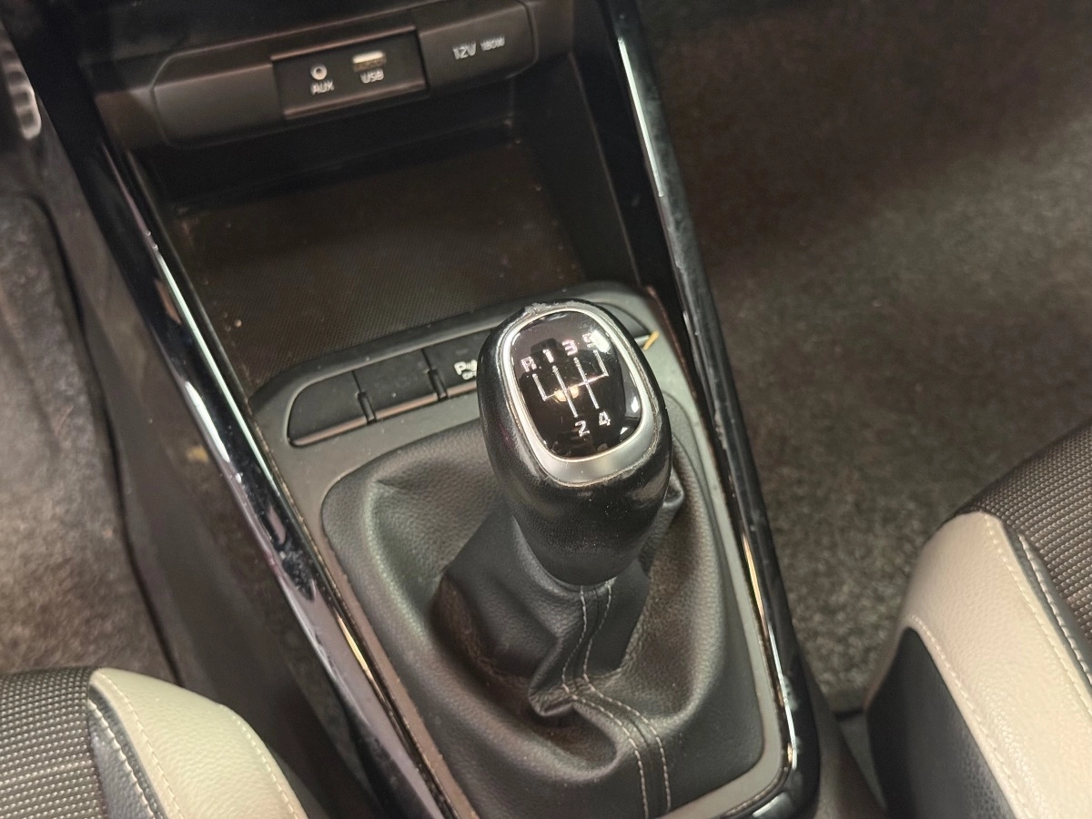 Kia Stonic - photo 25