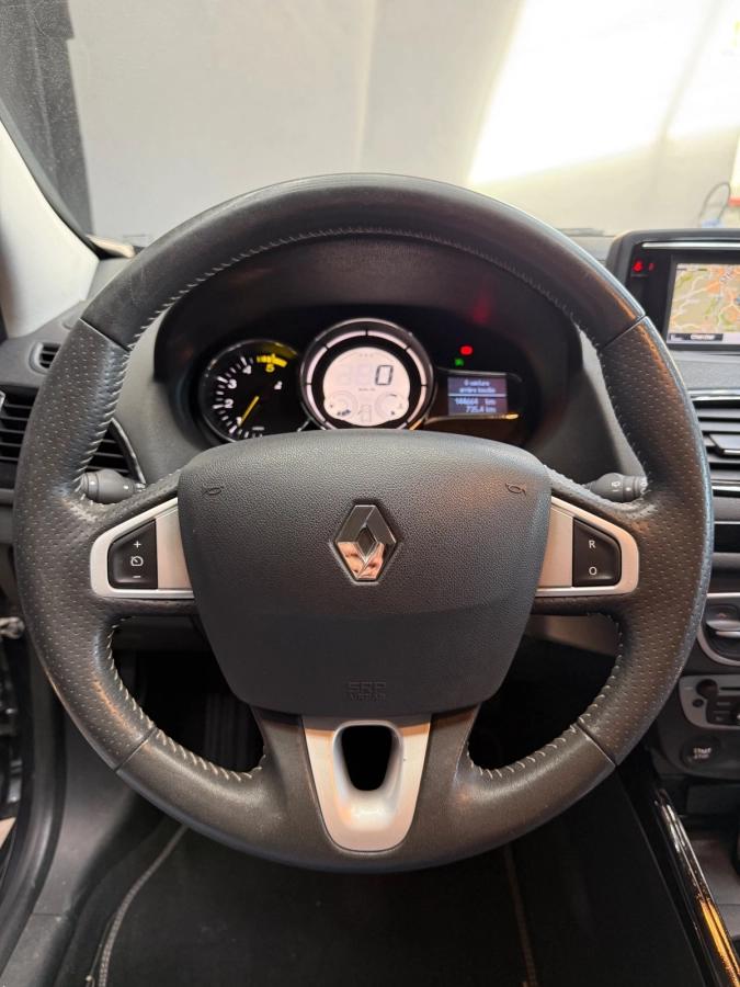 Renault Megane COUPE 1.6 DCI 130 ENERGY BOSE