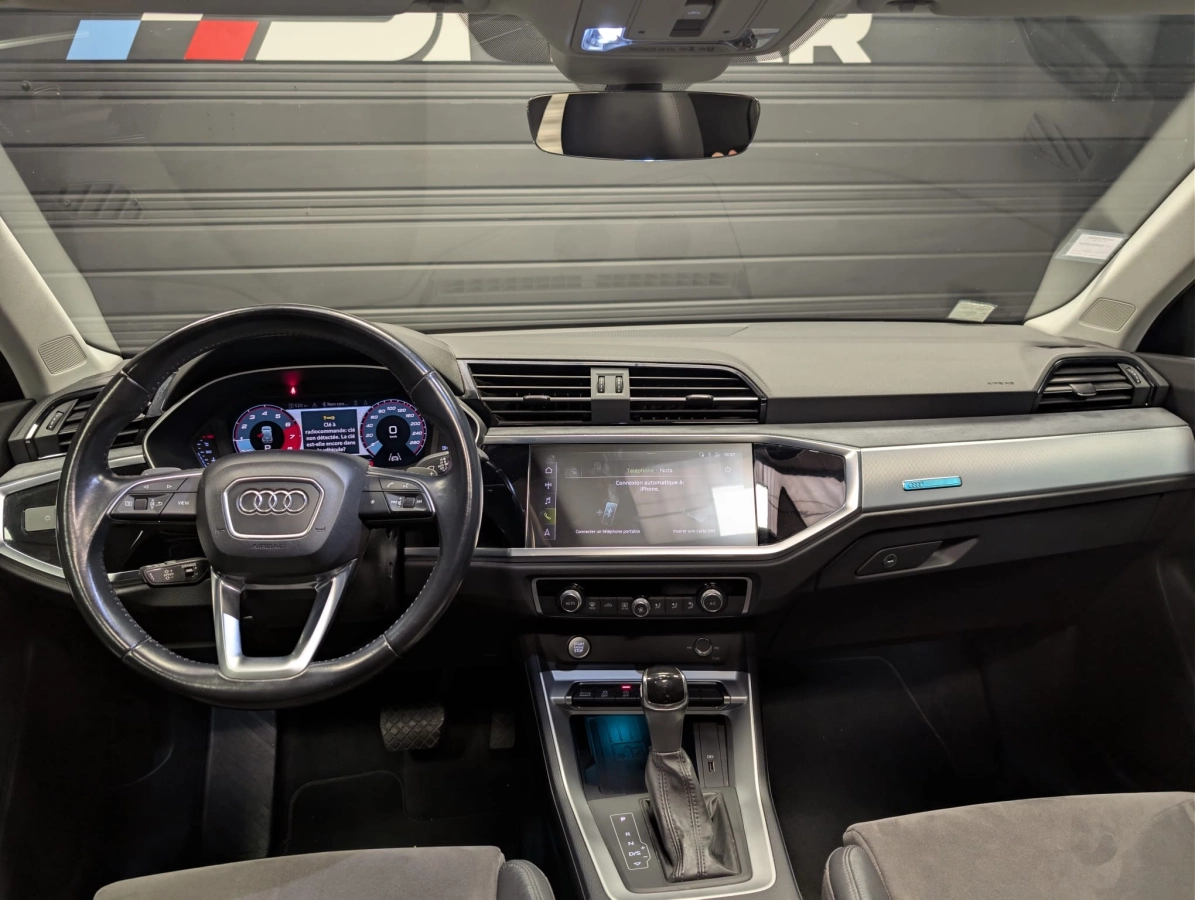 Audi Q3 - photo 12