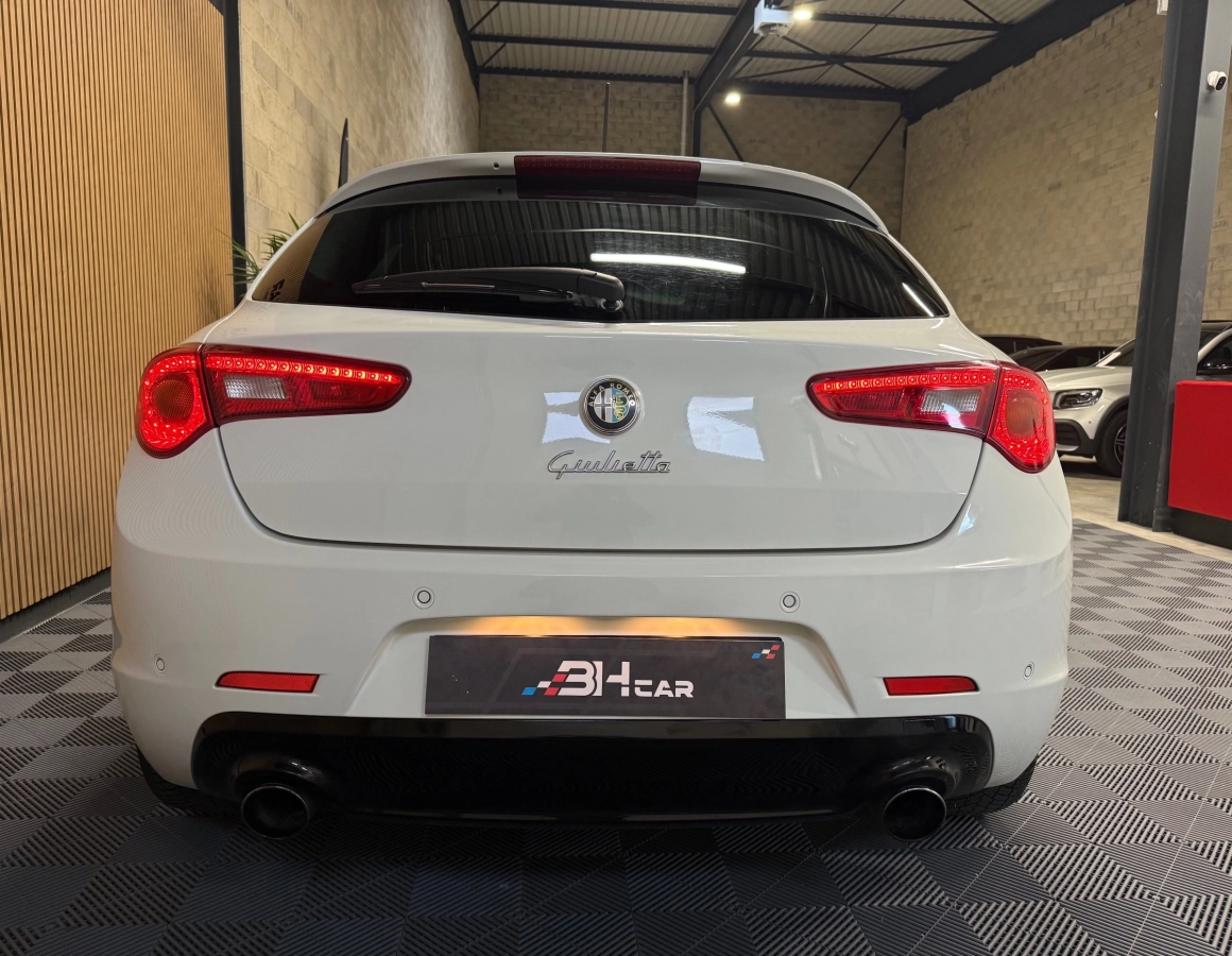 Alfa Romeo Giulietta - photo 5