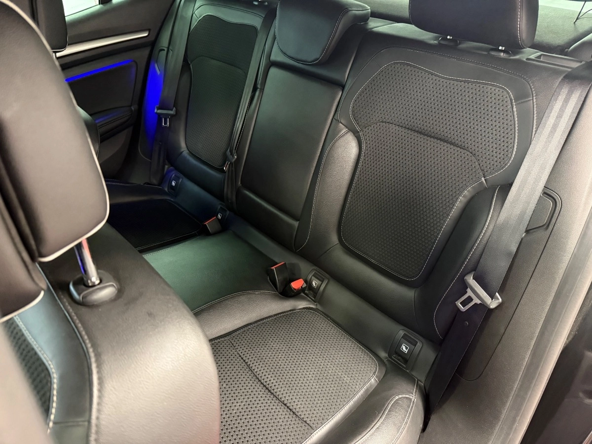 Renault Megane - photo 18