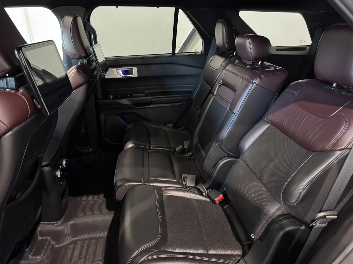 Ford Explorer - photo 13