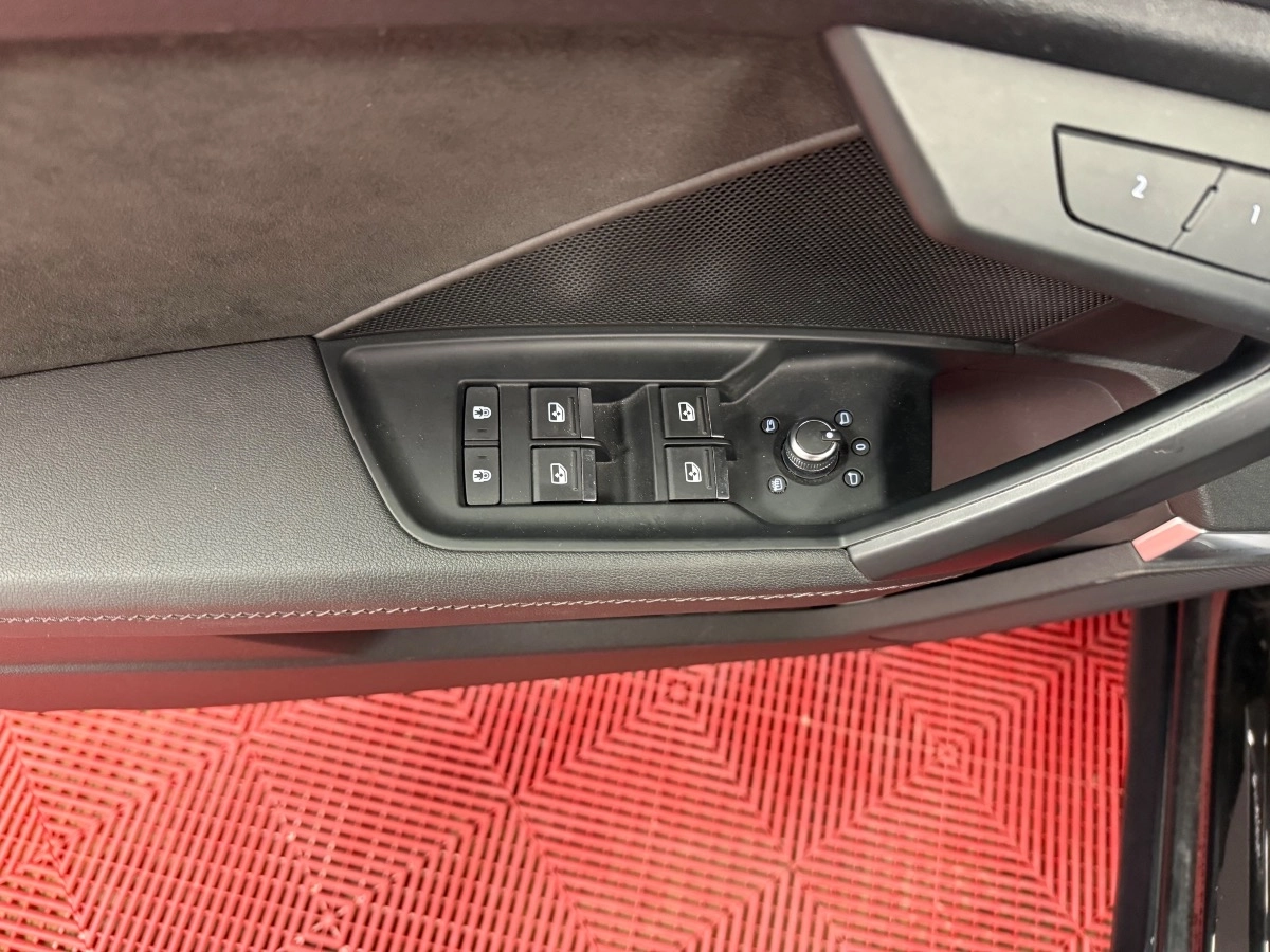 Audi S3 - photo 25
