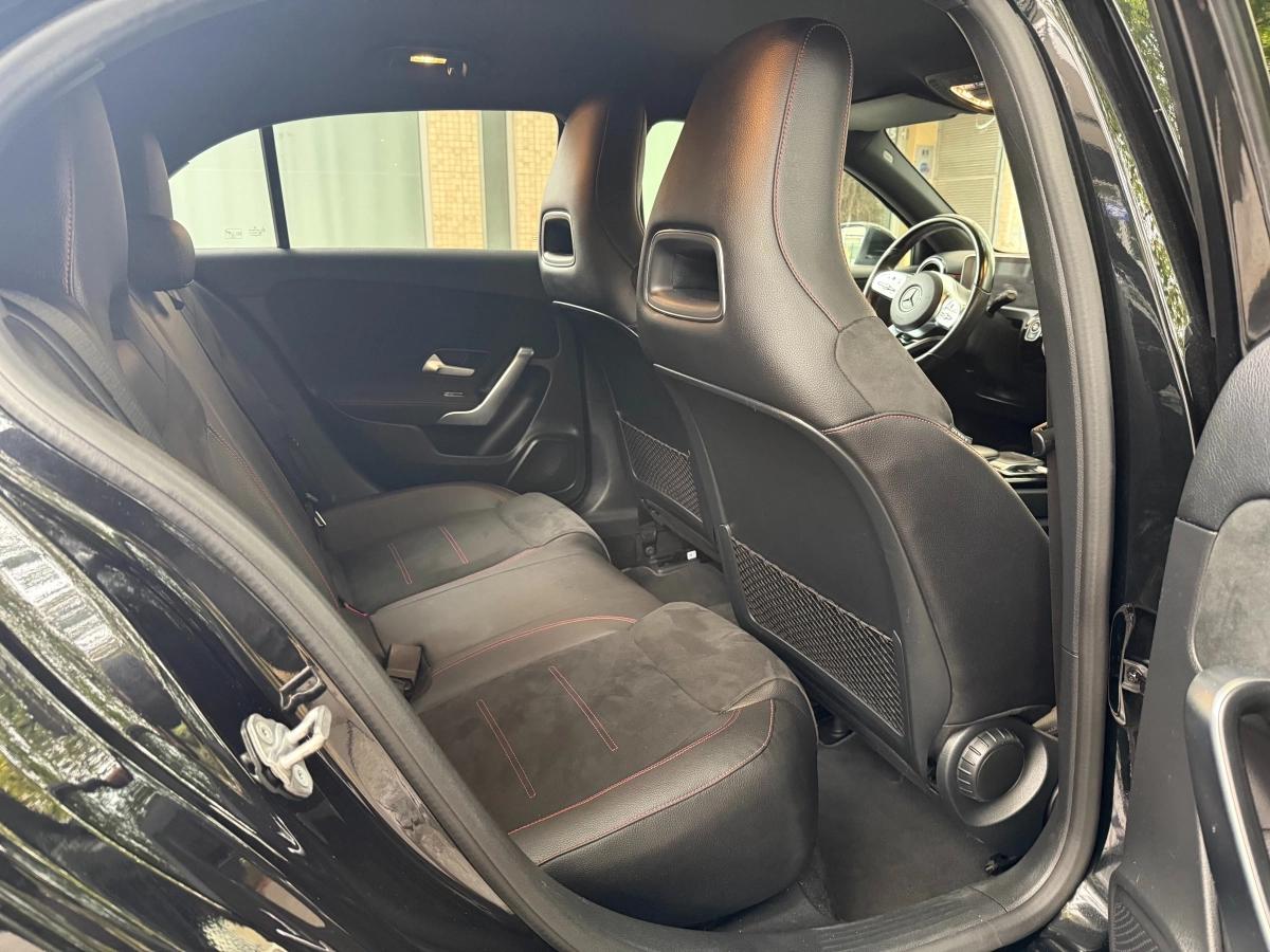 Mercedes Classe A 1.3 180 D 135 AMG LINE 7G-DCT BVA