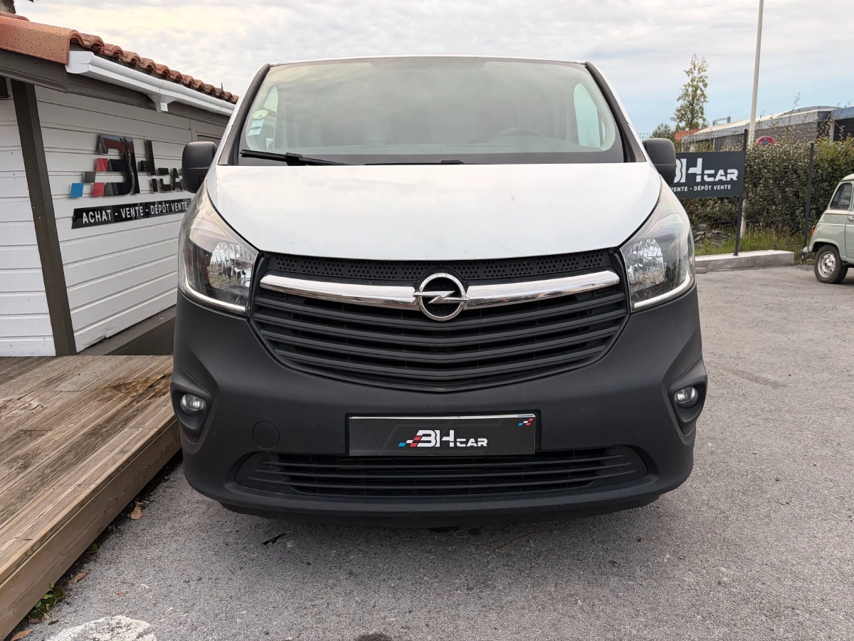Opel Vivaro Vu - photo 2