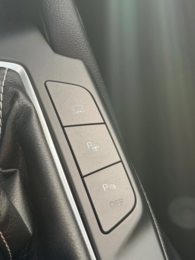 Ford Focus - photo 14