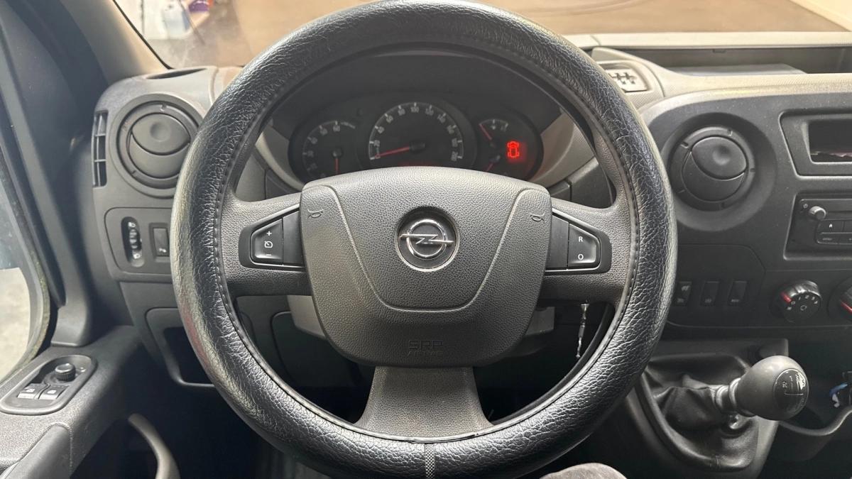 Opel Movano