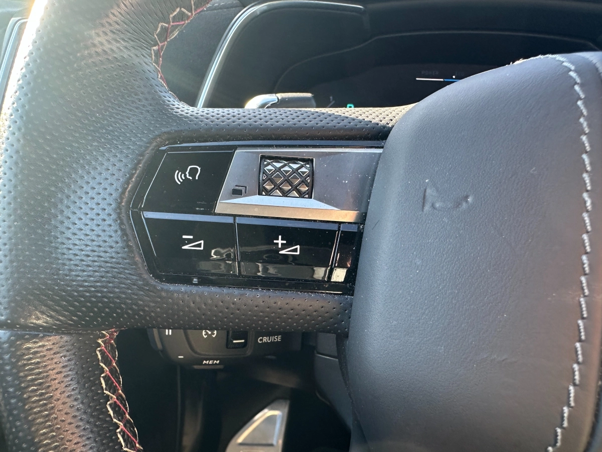 Ds Automobiles Ds 7 Crossback E-tense - photo 16