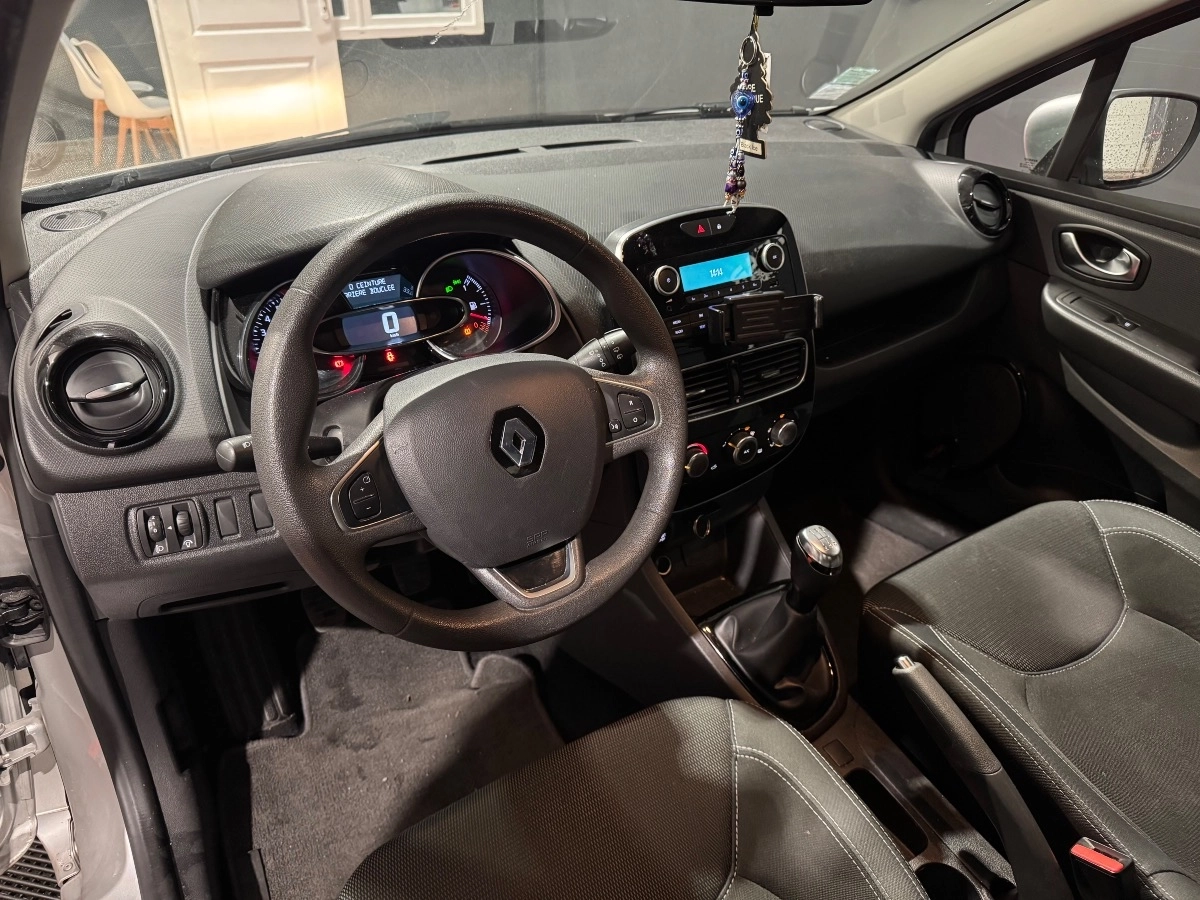 Renault Clio - photo 7