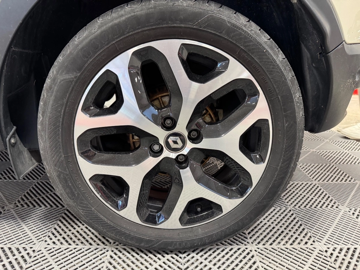 Renault Captur - photo 26