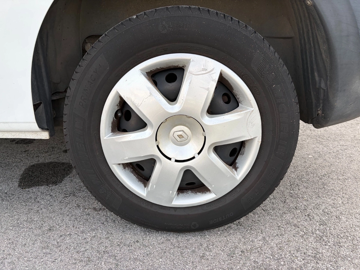 Renault Kangoo Express - photo 20
