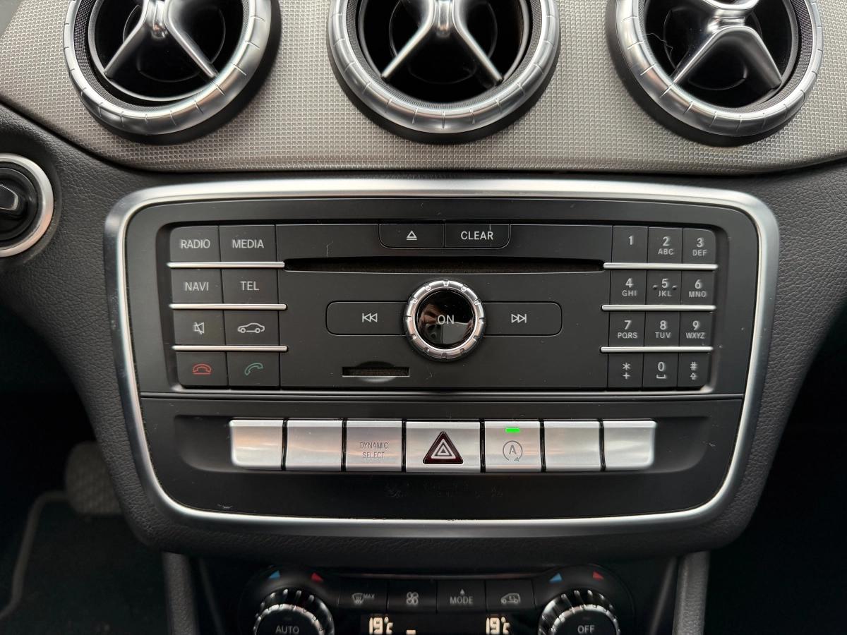 Aperçu indisponible de Mercedes-Benz CLASSE CLA