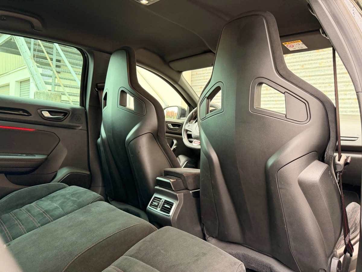 Renault Megane - photo 27