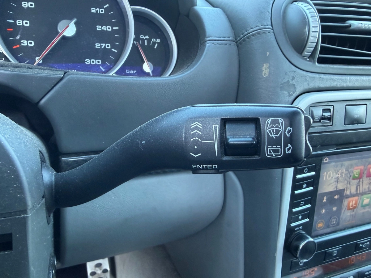 Porsche Cayenne - photo 20
