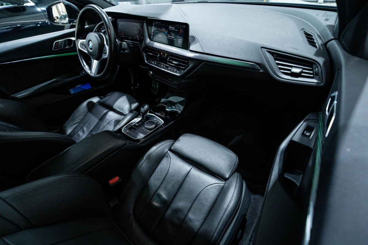 Bmw Serie 1 - photo 16