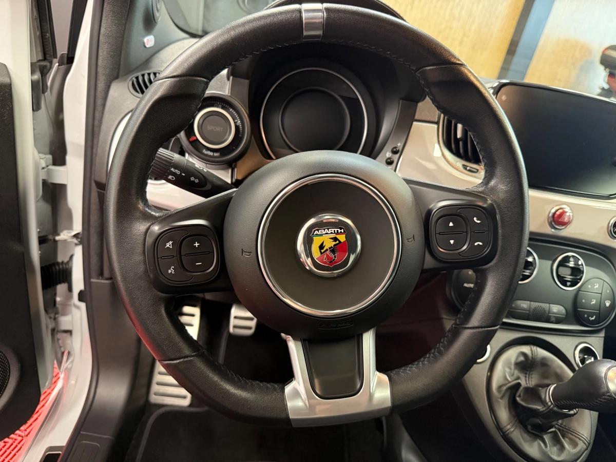 Aperçu indisponible de Abarth 500