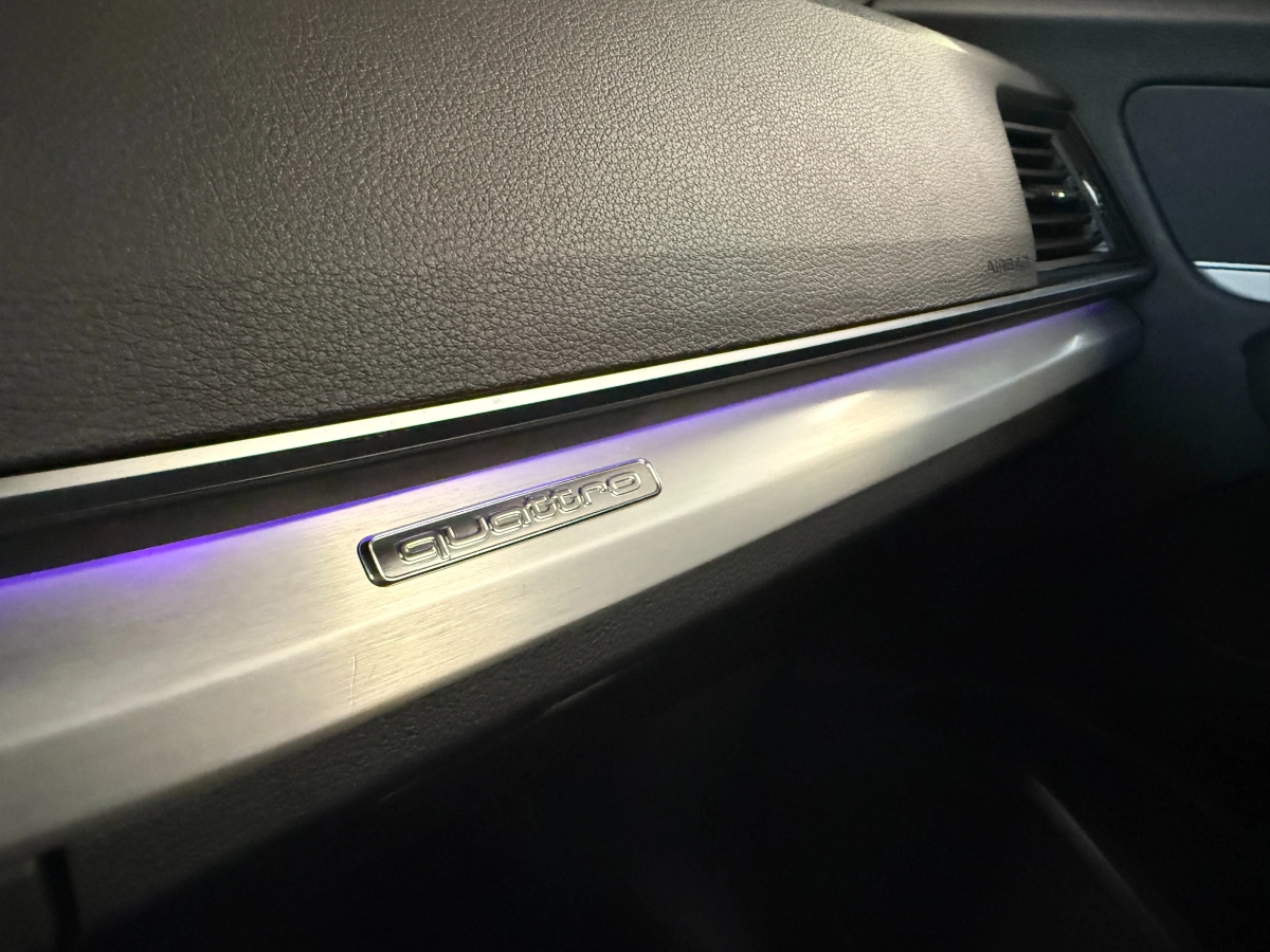 Audi Q5 - photo 23
