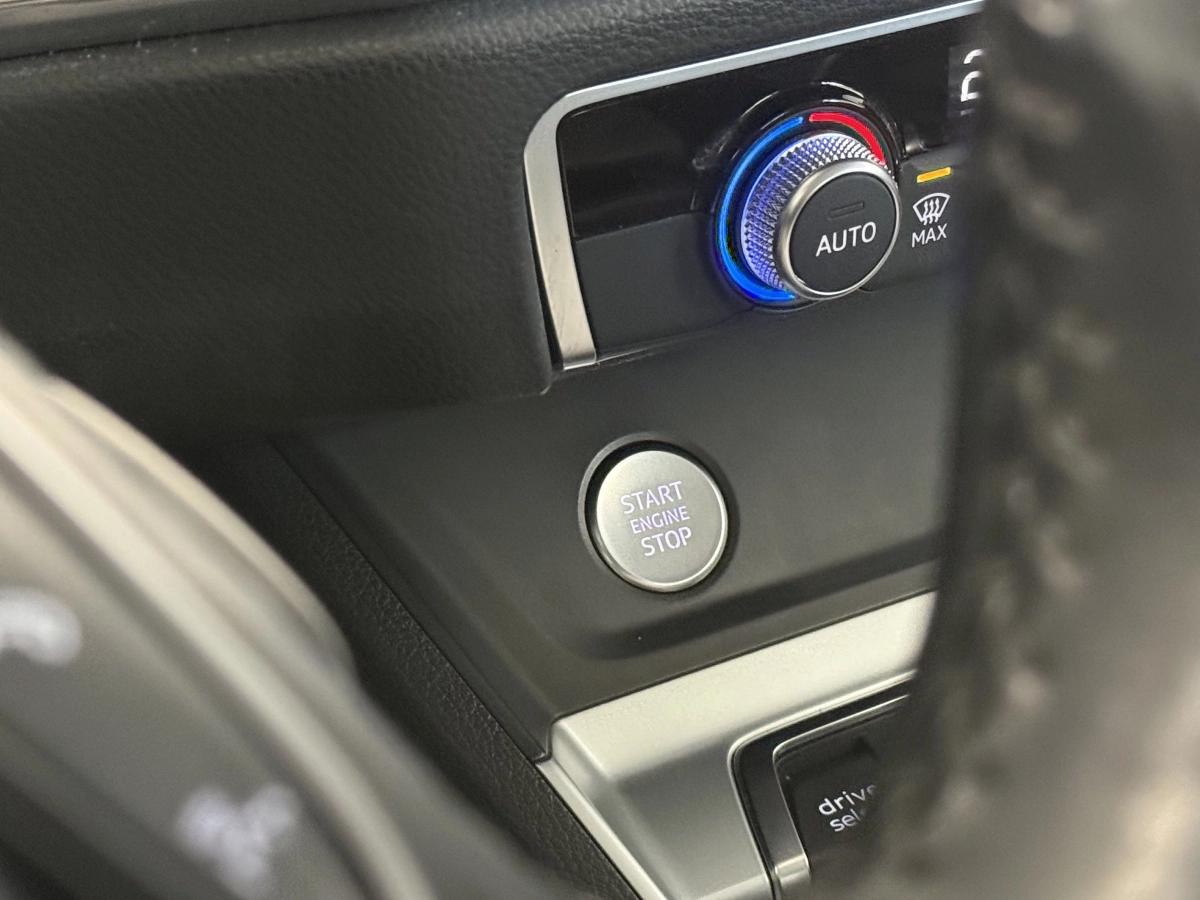 Audi Q3 2.0 35 TDI 150 DESIGN LUXE S-TRONIC BVA