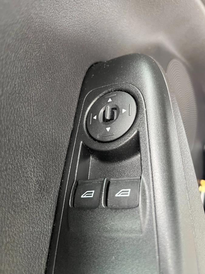 Ford Transit Courier FOURGON 1.5 TDCI 100 LIMITED