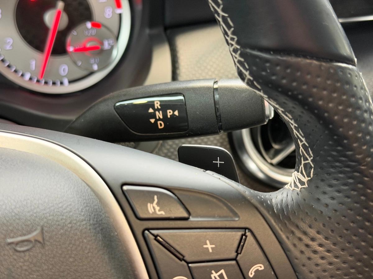 Mercedes Classe A 1.6 200 155 BLUEEFFICIENCY SENSATION 7G-DCT BVA