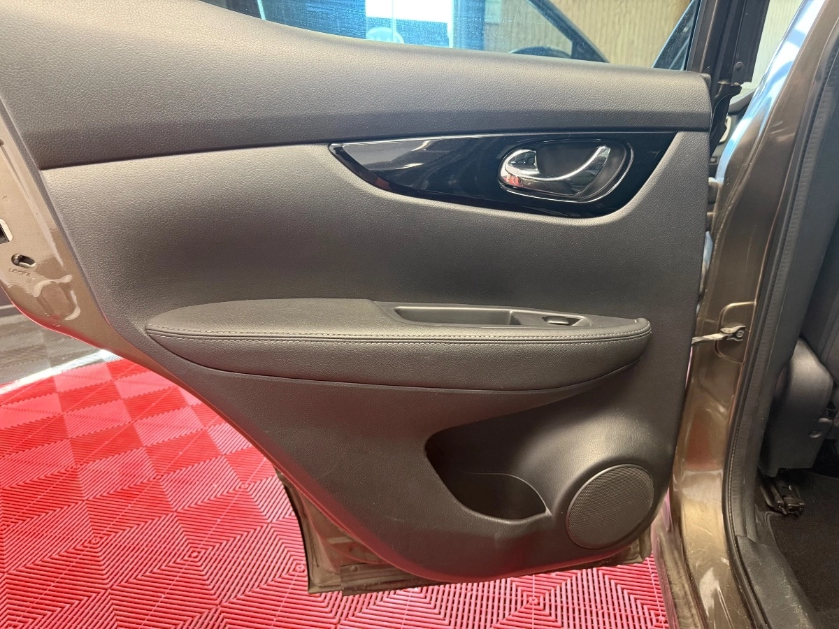 Nissan Qashqai - photo 19