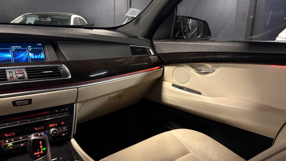 Bmw Serie 5 - photo 23