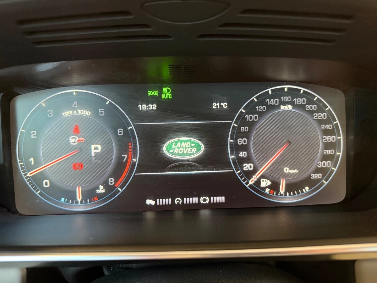 Land Rover Range Rover Sport - photo 18