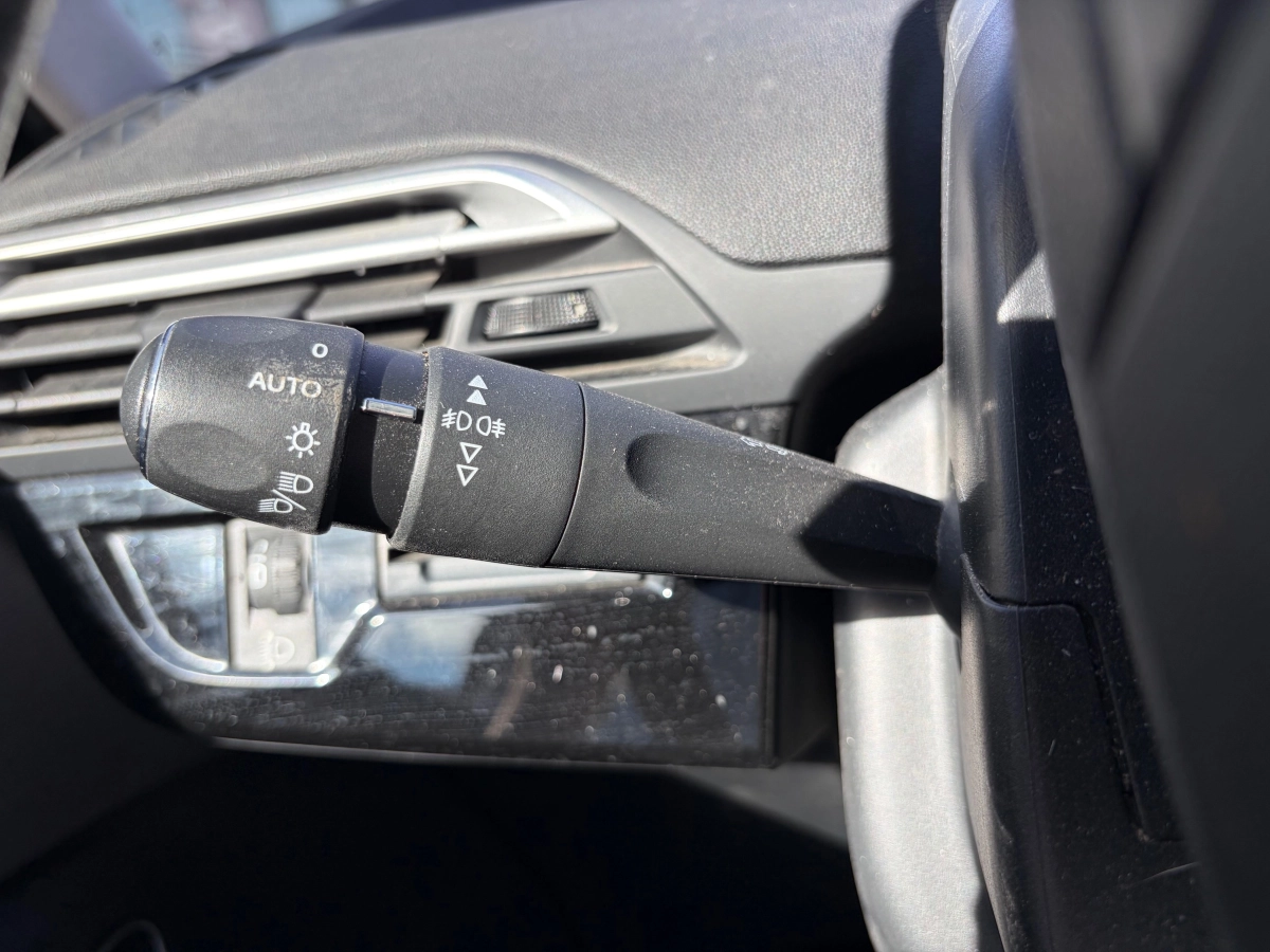 Citroen C4 Spacetourer - photo 18