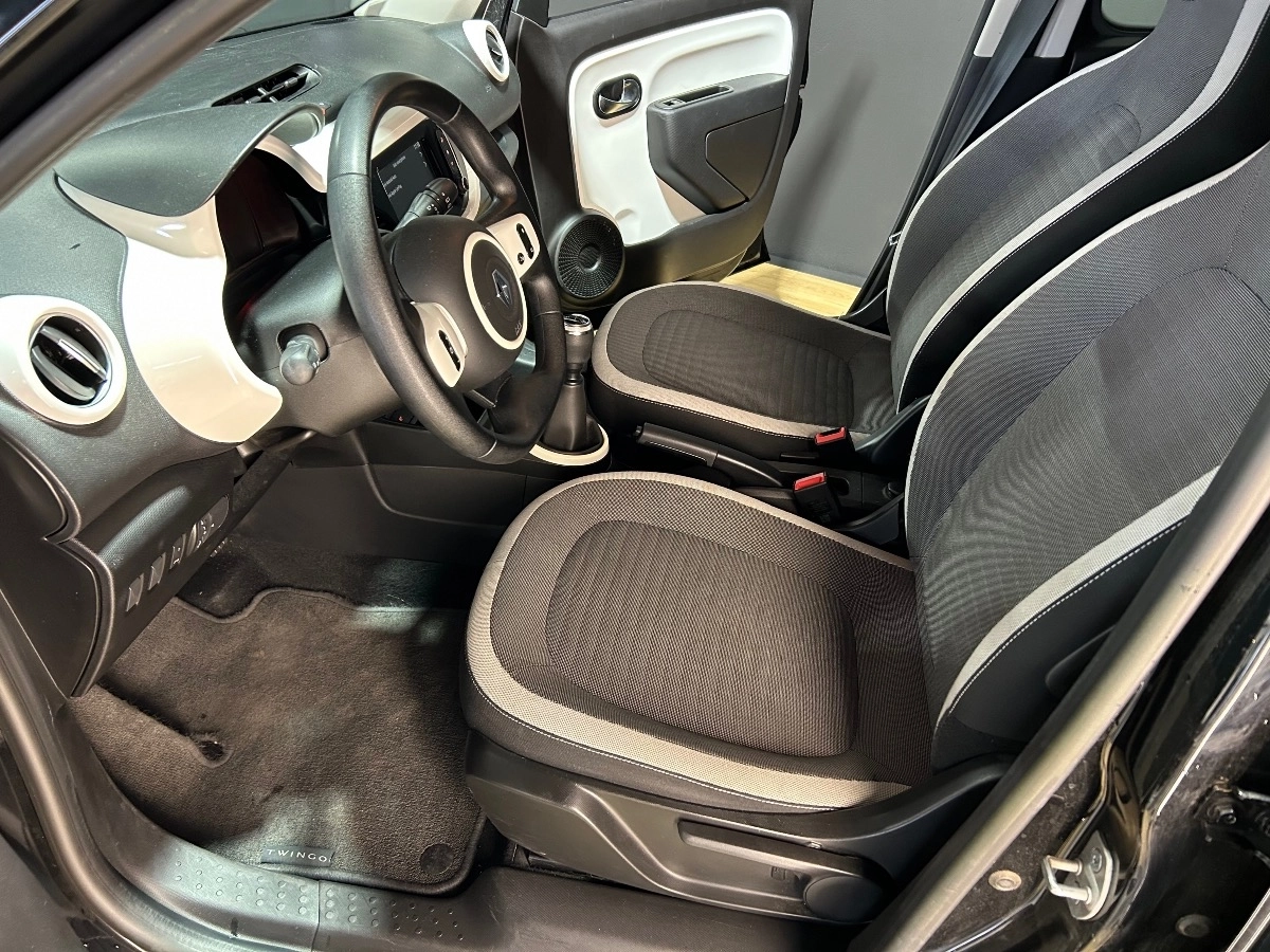 Renault Twingo - photo 14