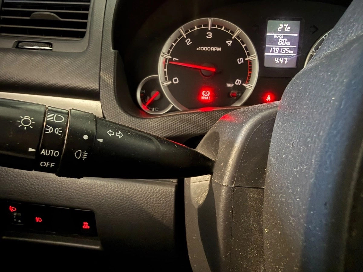 Suzuki Swift - photo 15