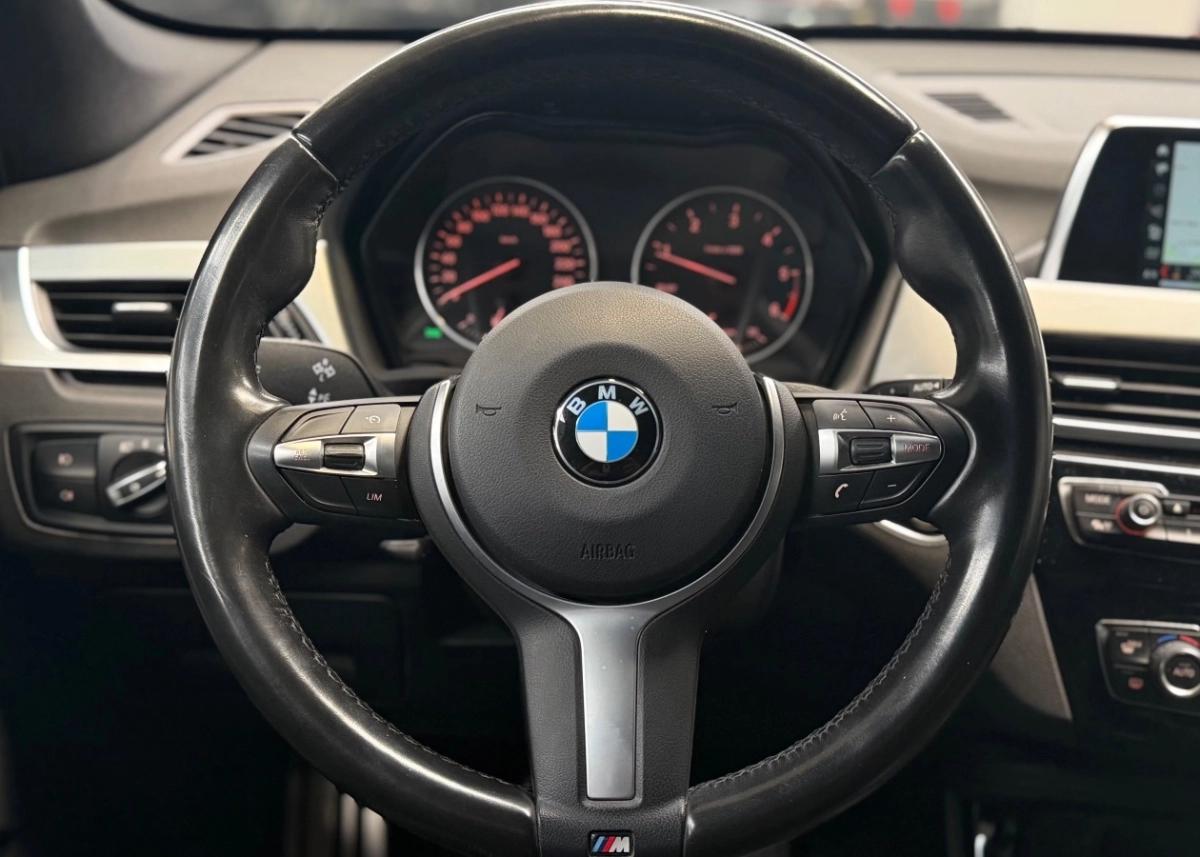 BMW X1 (F48) 20D xDRIVE 2.0d STEPTRONIC 190CV - M SPORT - ENTRETIENS CONTRUCTEUR COMPLET