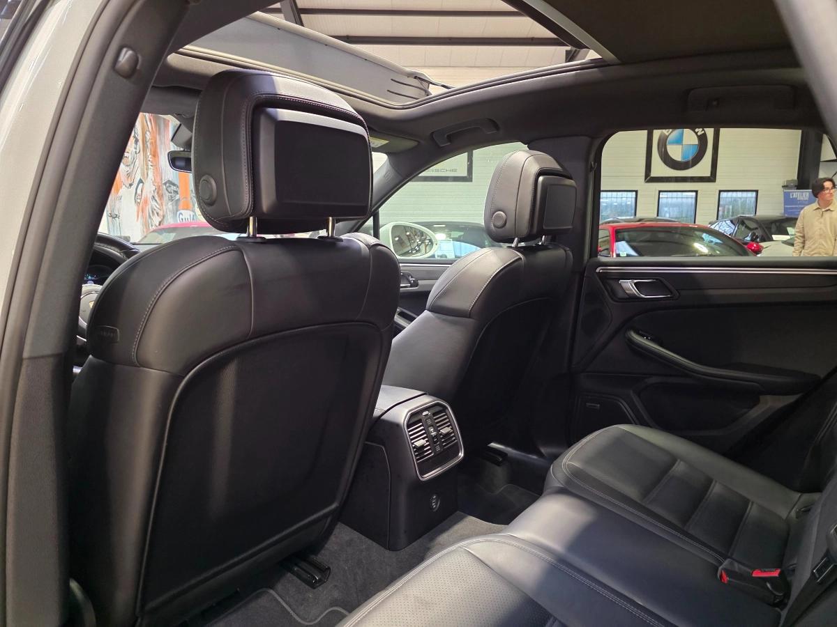 PORSCHE MACAN 2.0 245 TOIT PANO / CHRONO / BOSE