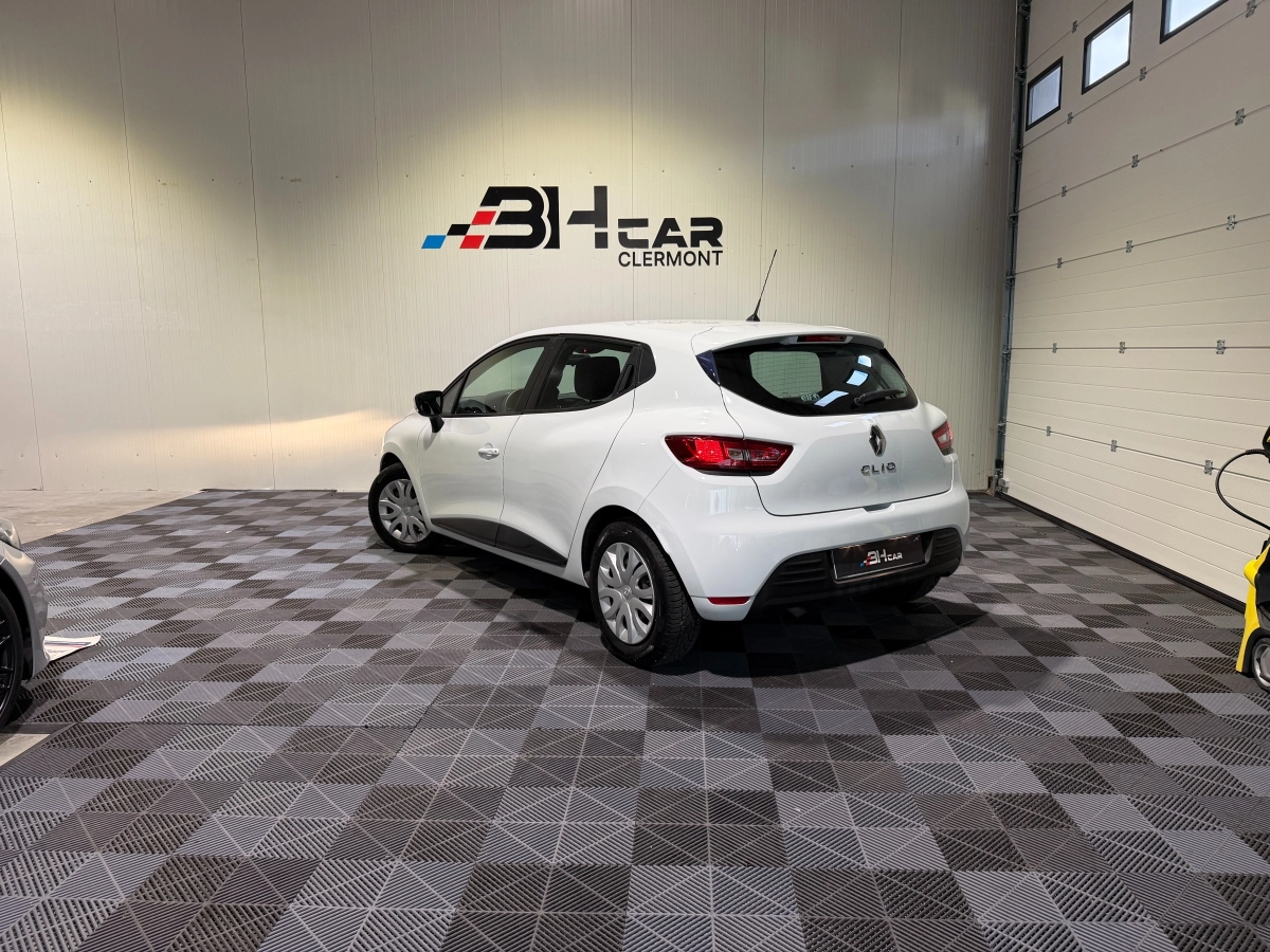 Renault Clio - photo 2
