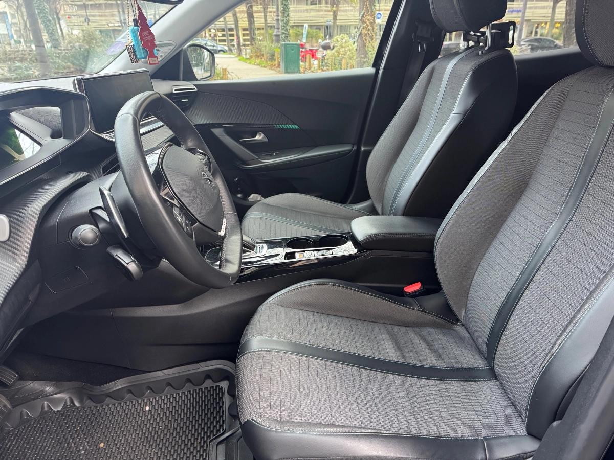 Peugeot 2008 GENERATION-II 1.2 PURETECH 130 ACTIVE START-STOP