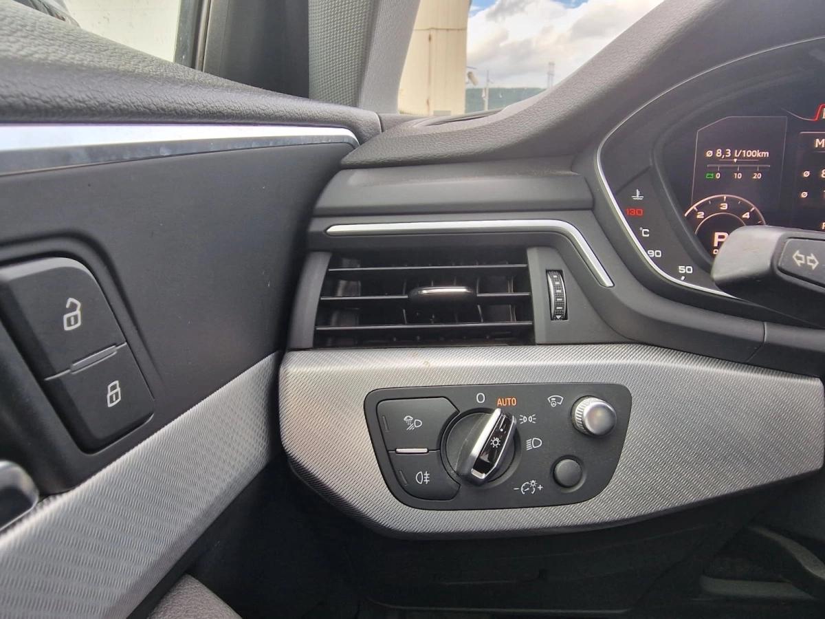 Audi A4 AVANT 3.0 TDI 220 S-LINE QUATTRO S-TRONIC BVA