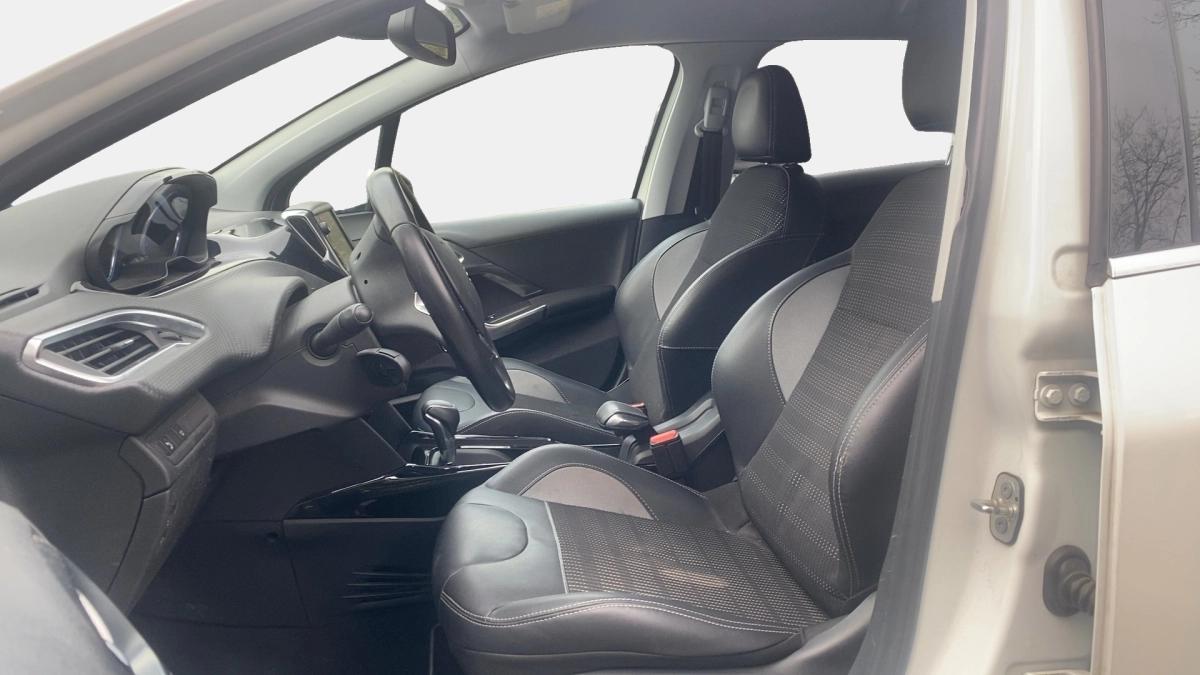 Peugeot 2008 GENERATION-I 1.5 BLUEHDI 120 ALLURE EAT BVA START-STOP