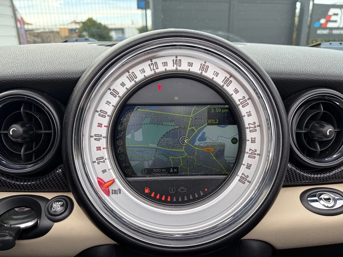 Mini Cabrio - photo 12
