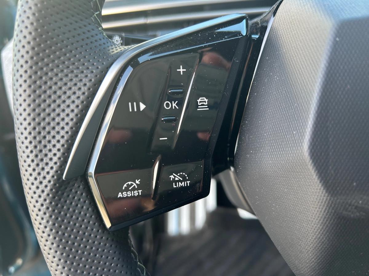 Peugeot 3008 136ch MHEV HYBRID E-DCS6 GT