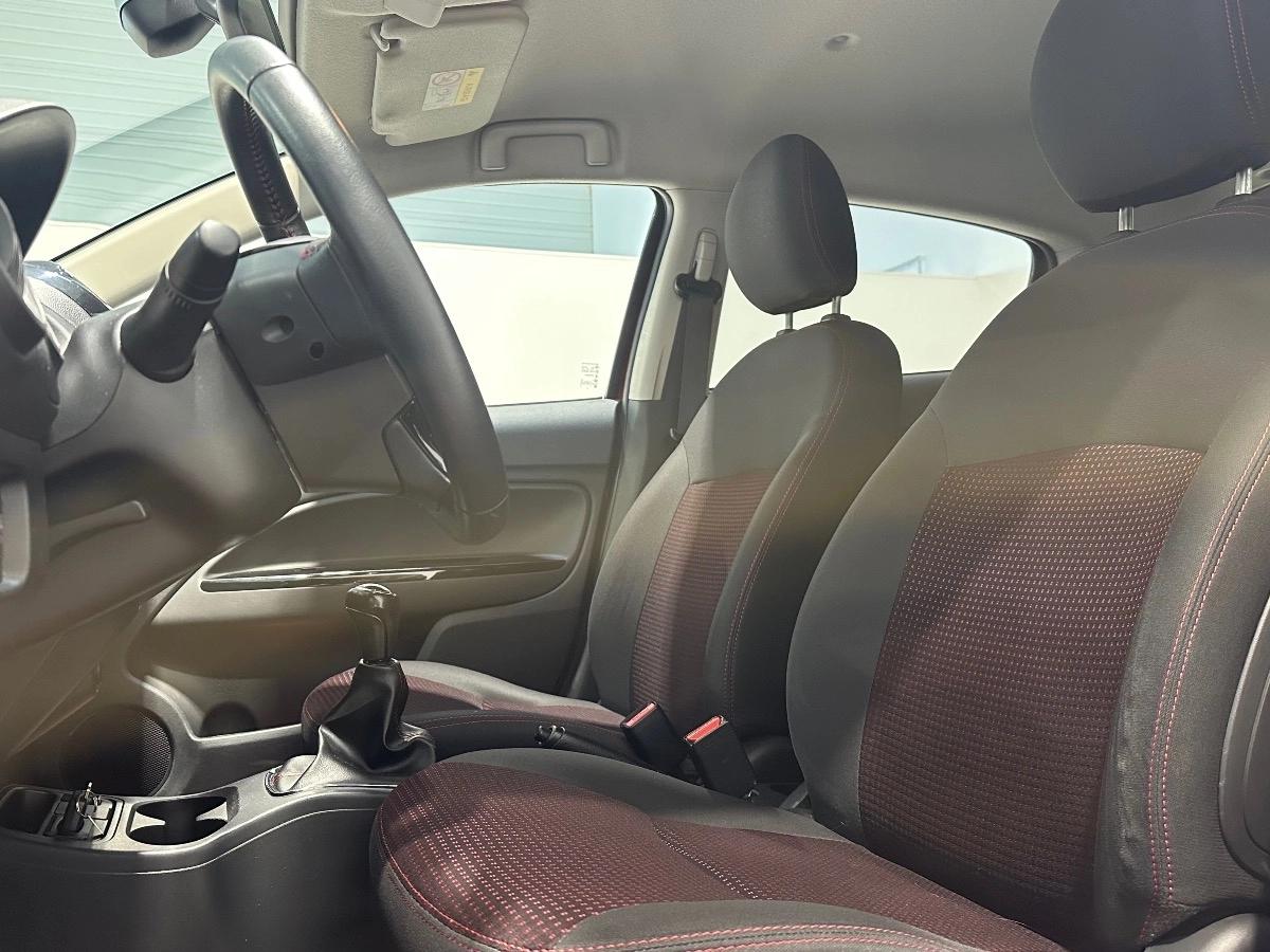 Mitsubishi SPACESTAR