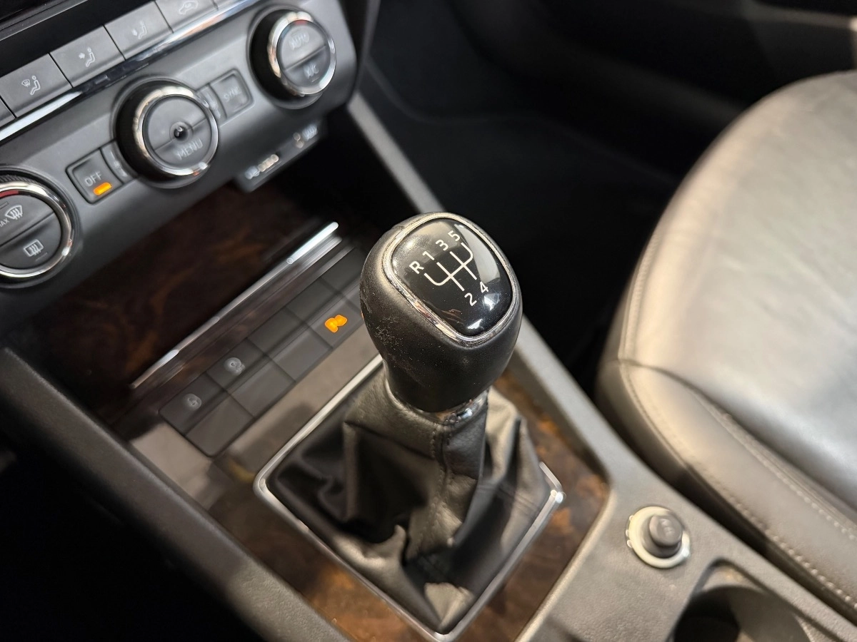 Skoda Octavia - photo 15