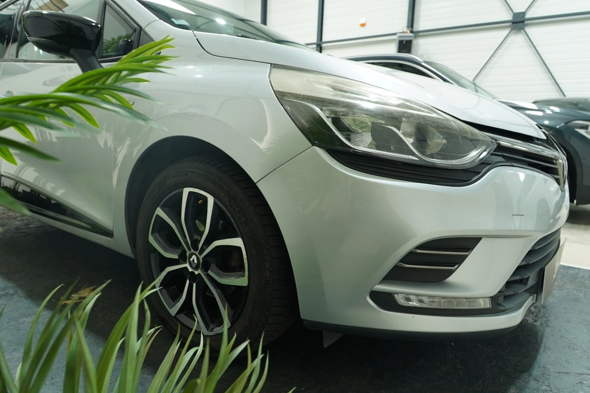 Renault Clio - photo 9